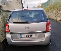 2011.
Opel Zafira.1.7.dtci
