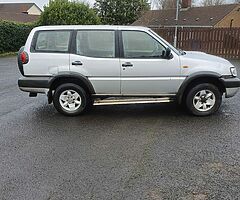 2003 Nissan Terrano - Image 4/4