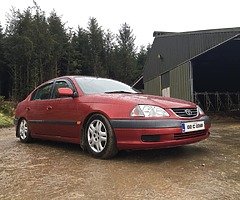 02 toyota avensis