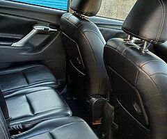2011 TOYOTA VERSO VERSO 2.0D4D 7 SEATS 6speed manual HIGH SPEC - Image 6/10