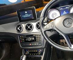 Mercedes CLA 180 - Image 5/10
