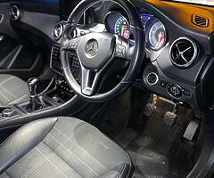 Mercedes CLA 180 - Image 10/10