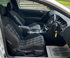 2015 Volkswagen Golf GTD - Image 3/10