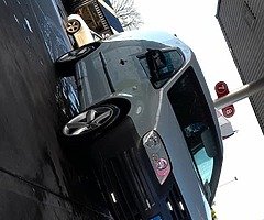 06 caddy for breaking most parts there PM me for what u want