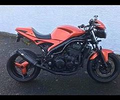 2004 Triumph 955i - Image 4/5