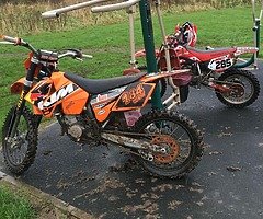 125
