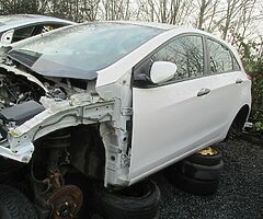 2021 hyundai i10 i20 i30 i40 breaking i10 i20 i30 i40 - Image 4/10