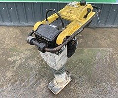 FOR AUCTION - Image 5/10