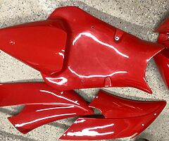 Brand new complete bodywork set Yamaha R6 13s. - Image 3/4