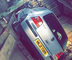2004 Volkswagen Golf