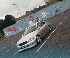 2003 Lexus IS 200 - Image 5/10