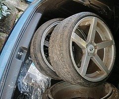 Only have 3 allyos 18 9j all and 5x112