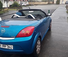 05 opel tigra 2 seater convertible (swap)