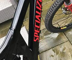 Downhill mountain bike - Image 6/9
