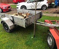2002 5x3.5 car trailer  -