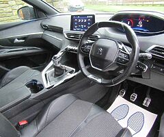 2017 Peugeot 3008 - Image 6/10