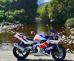Cbr 400rr