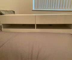 Tv wall unit