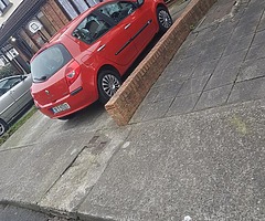 Car - Image 6/6
