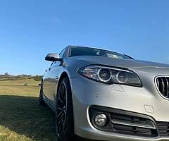 BMW 5 Series SE - Image 3/10