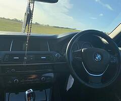 BMW 5 Series SE - Image 9/10