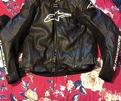Leathers, boots, paddock stands - Image 4/10