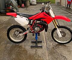 Cr85