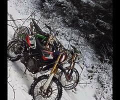 Dirt bike
