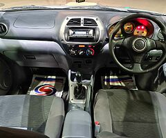 2003 Toyota RAV4 - Image 8/10