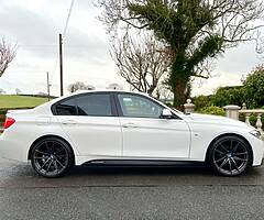 2015 BMW Series 3 - Image 4/10