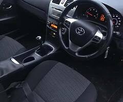 2014 Toyota Avensis Diesel - Image 4/7