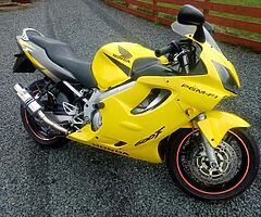 2001 Honda CBR