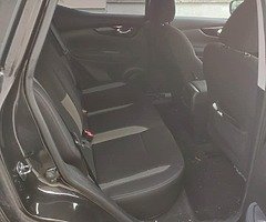Nissan Qashqai SV - Image 4/9