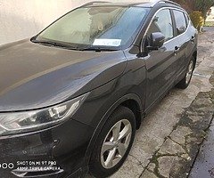 Nissan Qashqai SV - Image 8/9