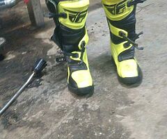 Motocross boots