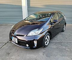 2014 TOYOTA PRIUS SELF CHARGING HYBRID