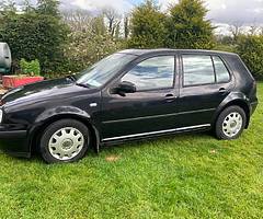 02 Volkwagen Golf, Comfortline. 1.4 engine