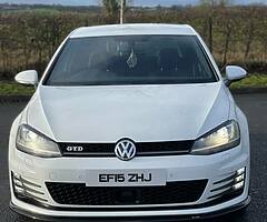 2015 Volkswagen Golf - Image 8/10