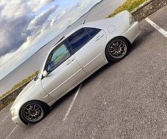 Lexus is200 2004 - Image 3/10