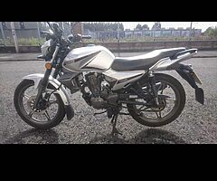 125 motorbike
