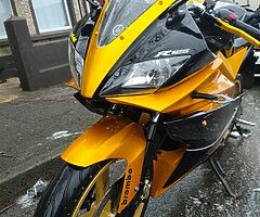 Yzf r125 2010