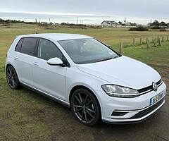 Volkswagen Golf 1.6 TDI 2018 - Image 9/9