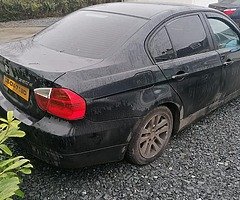 Car for sale 08 320d se, parts no engine - Image 3/3