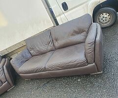 3 and 2 seayer sofa in a briwn leather hyde throughout - Image 7/8