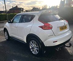 2013 NISSAN JUKE ACENTA PREMIUM 1.5 DCI ** FULL STAMPED SERVICE HISTORY ** FINANCE AVAILABLE - Image 3/8