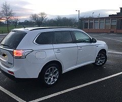 GX4 Mitsubishi Outlander 2.0  Phev Irish plates