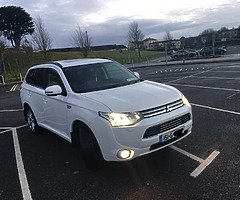 GX4 Mitsubishi Outlander 2.0  Phev Irish plates - Image 8/9