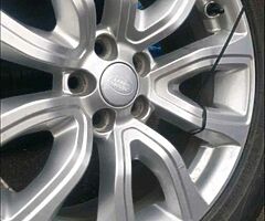 Land rover 18inch alloy wheels
