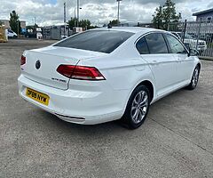 2016 Volkswagen Passat - Image 3/8