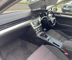 2016 Volkswagen Passat - Image 5/8